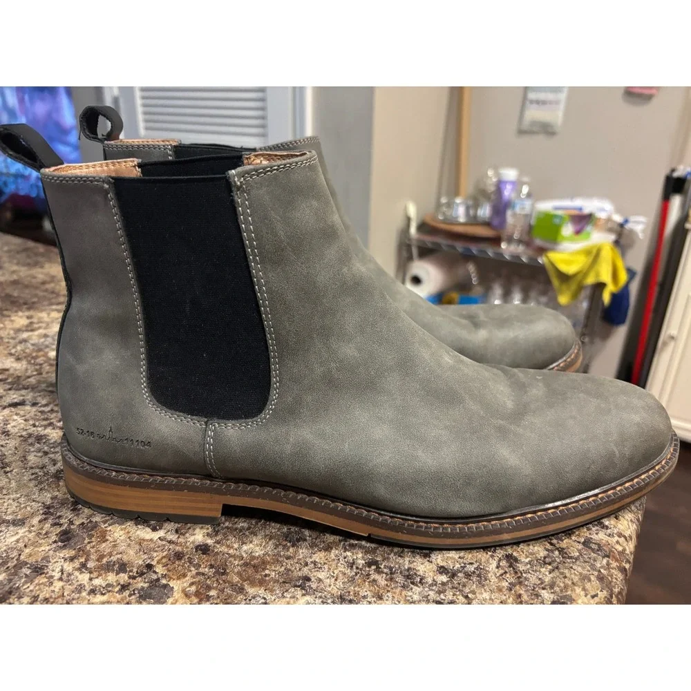 Steve Madden Mens Grey Faux Suede Chelsea Boots Ortholite 13 52-16-11104